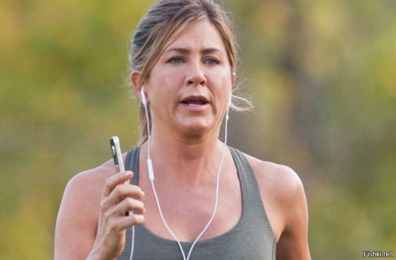 Уверен, что - хороша? ;) Минус фотошоп, минус макиж... Ух, красотка!