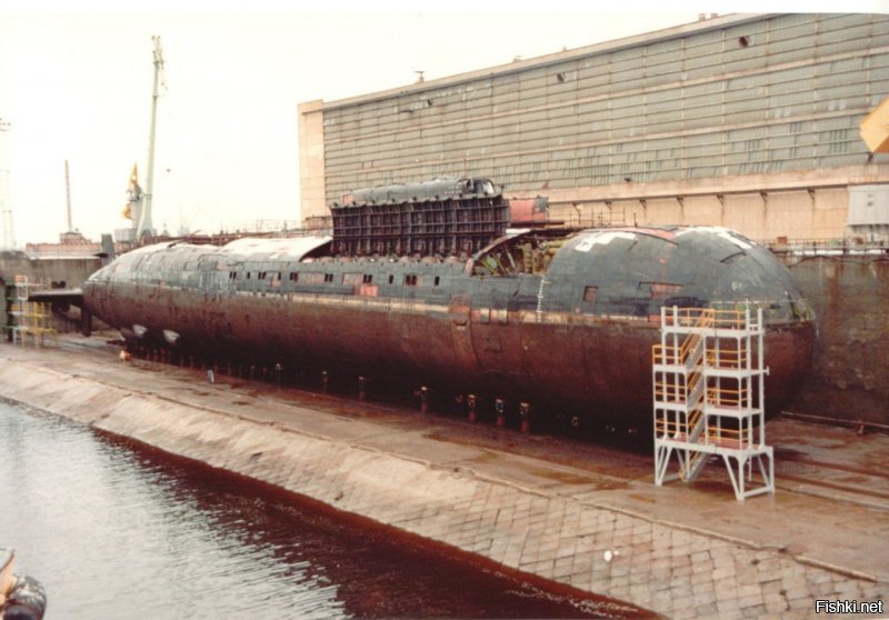 ПЛАРК К-525 "Архангельск" пр.949 "Гранит" - OSCAR-I, 1986 г
Входила в состав 11-й дивизии ПЛ 1-й флотилии ПЛ Северного флота (Западная Лица) 
06.04.1993 г. поименована "Архангельск"
Утилизация  на СРЗ "Звездочка", г.Северодвинск.