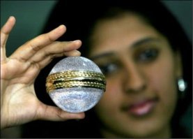 эта кармелита ещё бы зубы свои показала