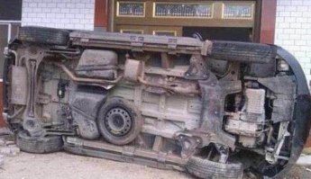 А опракидыватель в комплекте с машиной идёт?:)
