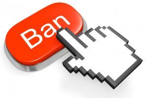 Это, сцуко, в АД`ок надо!!! А лучше - банить таких аффтаров