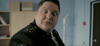 Был случай ............У меня был Кайрон (саньёнг) и дистр занимался и ими и продажей УАЗа.
Пригоняю на ТО и пока меняют масло брожу по тех зоне.....слышу удары как выстрелы из танка ХРЯЗь..........ХРЯЗь..........думал сваи вбивают на стройке через три района......подхожу , смотрю а нет это мастера на буханках двери настраивают кувалдой что бы те закрывались перед тем как отдать их в пользование полиции (полицейские буханки были) .............я посмотрел и как в том фильме глаз задергался .............ребята на меня так глянули и улыбнулись и опять ХРЯЗь...........