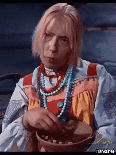 В большой семье, лицом не щёлкают