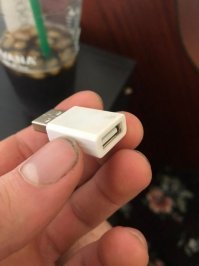 Это USB-ключ, какой к чёрту презерватив.