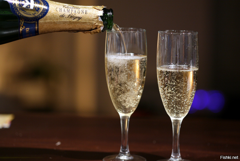 Мадам, за Вас!..