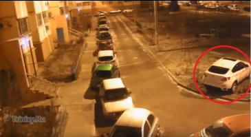 Эх, записки пишут, аккуратно под дворник кладут - какие добрые люди.
Смотрите настоящий хардкор