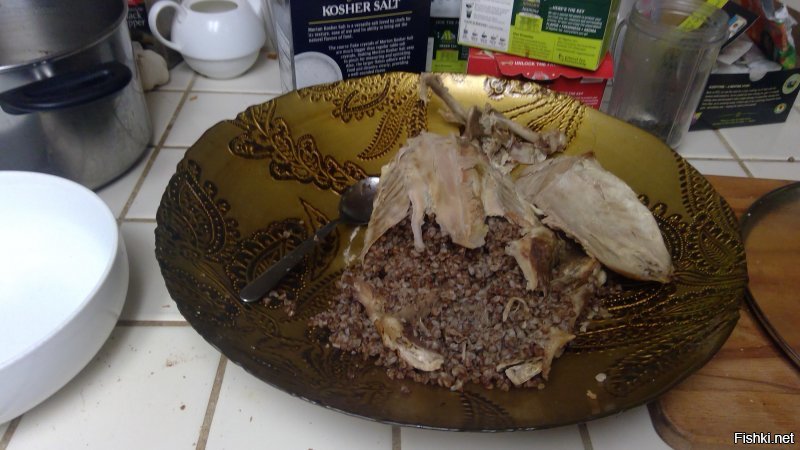 блииин! сорри!!! забыл! доча пришла, жена пришла - да КАК накинулись на бедную птичку! я - не то что фото, сам еле куснуть успел! :)
но, вот - всё что от неё осталось :)