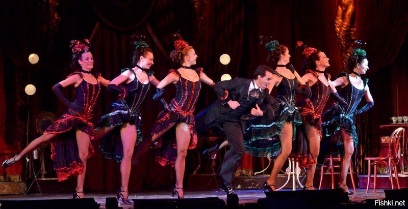 "Без женщин жить нельзя
На свете, нет!..
В них солнце мая,
В них любви расцвет!
Тут лёгкий флирт,
Признанье там,
Как солнца луч,
Приятны нам.
Без женщин жить нельзя
На свете, нет!
Вы - наше счастье,
Как сказал поэт!
Трудно сдержать мне слово,
И я влюбляюсь снова
В вас каждый раз
Хоть на час!"