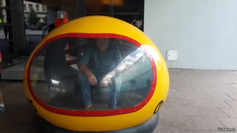 А я в таком сидел)))) Москва. Планетарий