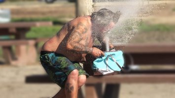 Так было бы креативней.