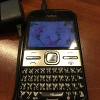 Нокию е5 на симбе юзаю ну всем удовлетворяет,даже к клавишам привык