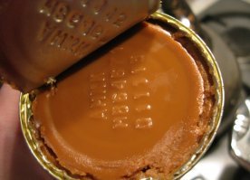 6 вкусных блюд, которые можно приготовить из сгущёнки