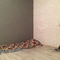 моя квартира после развода,только бывшая ещё и линолеум забрала(прибить не успел)