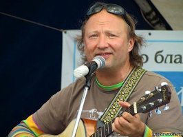 Вполне возможно... Гальцев на гитаре играет весьма...