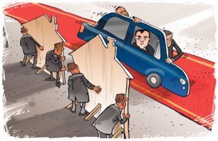 И сажи не видно: ледяные горки покрыли белой краской