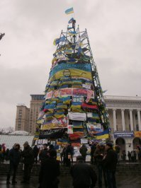 Трудно подобрать слова, - такой <span style='color:gray'>[мат]</span>@ц Вам не повторить.