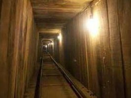 Как то медленно бурили. Надо было пригласить мексов или палесов. Они бы за неделю прокопали.