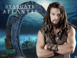 25 забавных мемов про Джейсона Момоа