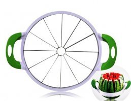 Нет! Это просто усиленная версия обычной арбузорезки! Он сделал её более увесистой, что бы одним махом рубить.