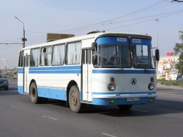 Это вам ни ЛАЗ там сзади тепло.