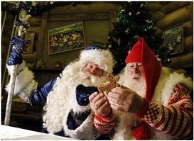 С Наступающим! Счастья! 
Я тут фотки делаю, пока они печеньки жрут :) шутка !