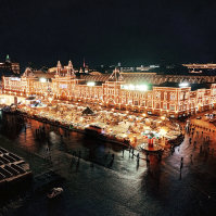 Да кто ж не любит Москву перед НГ фотографировать... Я вот тоже балуюсь..