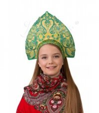 Воплощение конечно отличное... у меня только один вопрос, а чего он в кокошнике??
