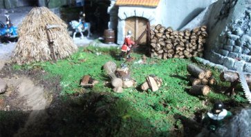 Есть альтернатива - замок со школьных времен, а Лотрика - боюсь даже со всеми навыками и оттискным копированием похожих сегментов я за:# сь его делать :)))