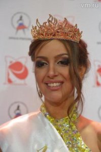 Ну эта симпотная,по сравнению с предыдущими!