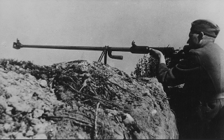 Старший сержант Иван Лысенко против 15 танков