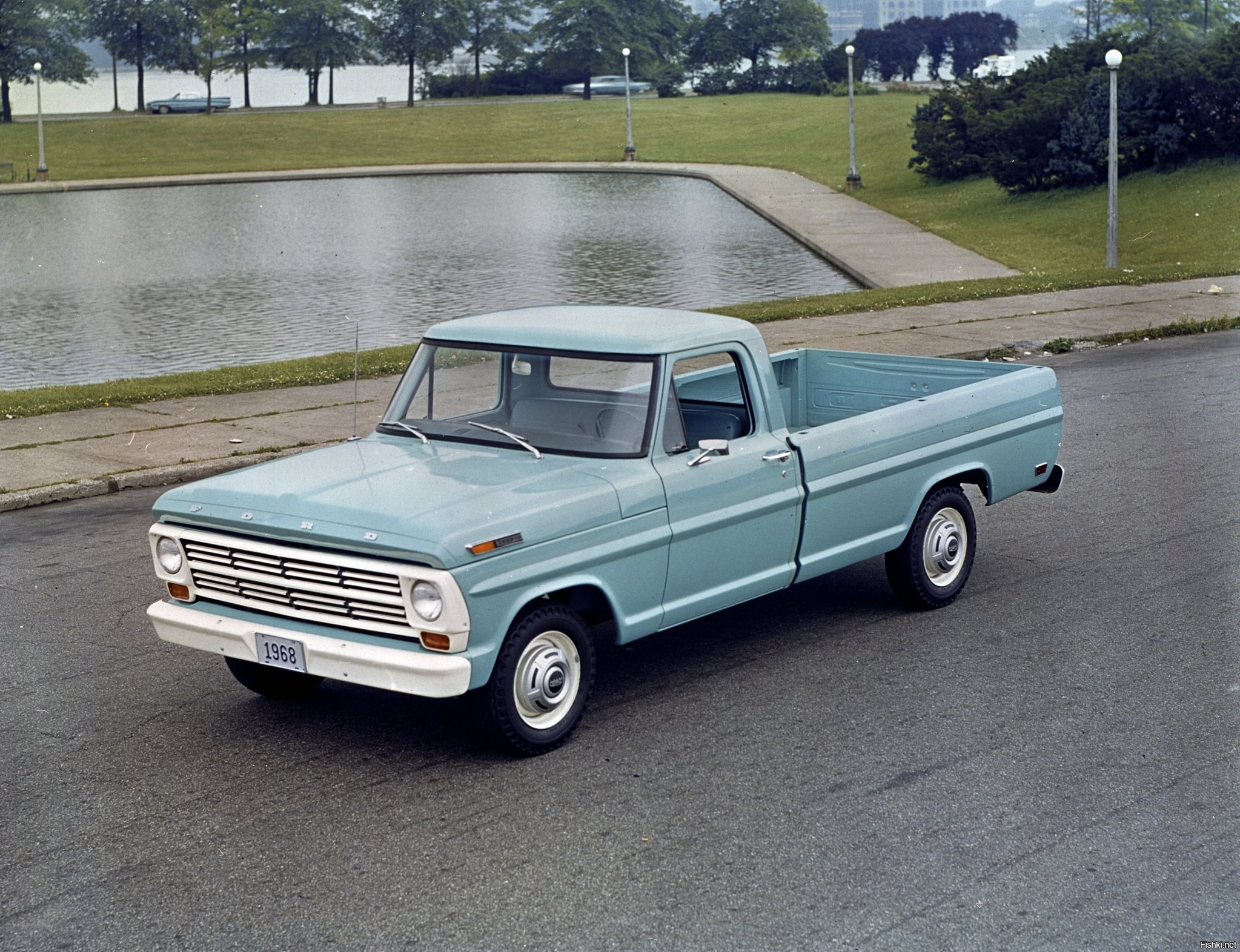 Pick up stories. Ford f100. Ford f 100 Pickup. Ford Pickup 1968. Ford f150 1960.