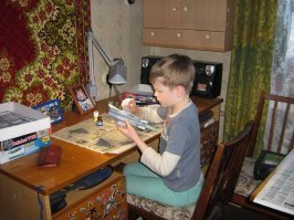 У меня племяш пошел по моим стопам.