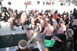 Ну каталитическое рождество оно такое,то ли дело у нас)