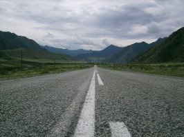 Фотка из палатки)) Шавлинские озера (нижнее). Алтай. И там же средняя Катунь и Чуйский тракт