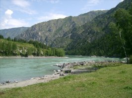 Фотка из палатки)) Шавлинские озера (нижнее). Алтай. И там же средняя Катунь и Чуйский тракт