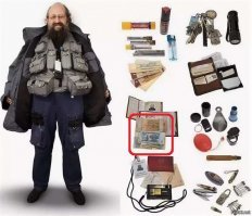 А зачем старые советские деньги?!..