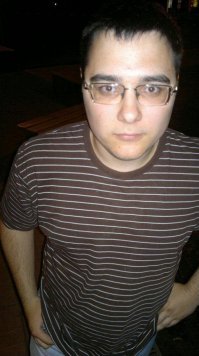 Убийца Евгений работает инженером, 26 декабря у него был корпоратив. Под утро он возвращался домой к своей девушке. Про погибшего водителя известно, что у него на родине в Узбекистане остались трое детей...как то так...