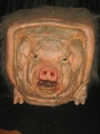 Как сделать свинью из подручных материалов