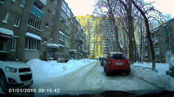 Мне интересно.что бы сделал рег. если бы оказался вот в таком дворе.как в моем городе?