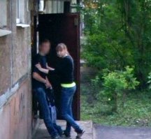 А вы знаете, что если гуглавтомобиль распознает вас как человека, то ваше лицо будет спрятано под фильтр? Девушка на полной основе может судится с гугл за оскорбление личности.