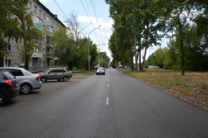 А ЭТО "ПОТОК" СЕЙЧАС. 
На первом фото ул. Смринова в конце улицы можно увидеть тот самый киоск "ФОТО ЗА 5 МИНУТ".
