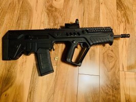 Столько много разных АК, а не одного Тавора.
АК в среднем стоит (в США) 40т.р., а Тавор 120т.р.