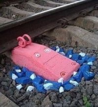 Молодец мужик! Да и с юмором петард вот заложил новый год же скоро.