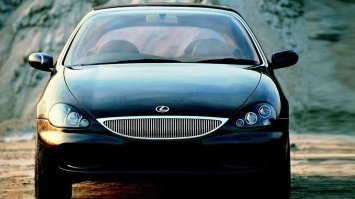 Интересная модель, спасибо! Никогда раньше не слышал. Выглядит забавно -  сзади какой-то Фольксваген гольф, спереди поход на "американца" Ford Scorpio, только с той поправкой что у Форда более простые фары.