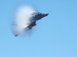 Обычное явление. Вот такие картинки с Ф-14, Ф-18 и даже с винтовым орионом.