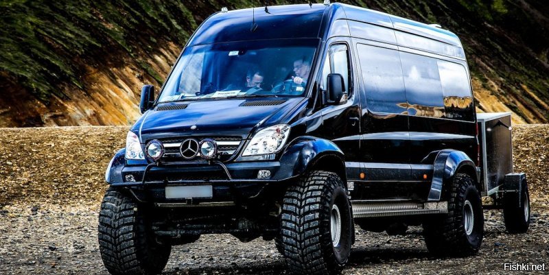 Mercedes Benz Sprinter 4x4 прикольная заводская машинка.