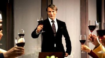 Новогодние ели можно сдавать в зоопарки!