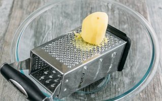 Нежнейшие картофельные оладьи (Драники, Деруны)