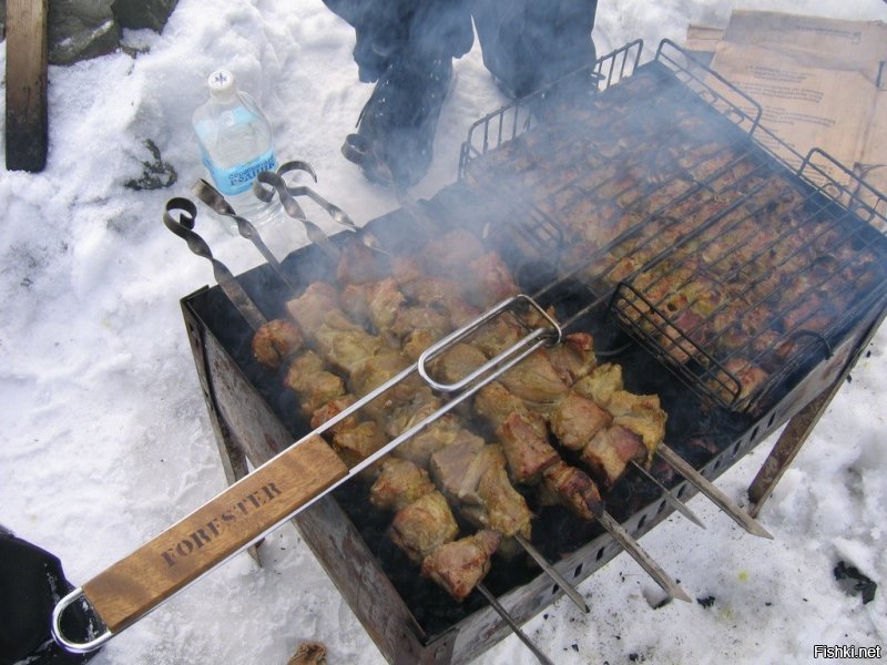 самая безопасная картошка, та что запекается под шашлыком...
просто ее никто потом не ест...