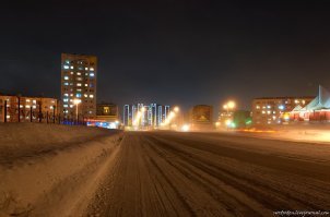 Норильск, население около 150000 жителей.